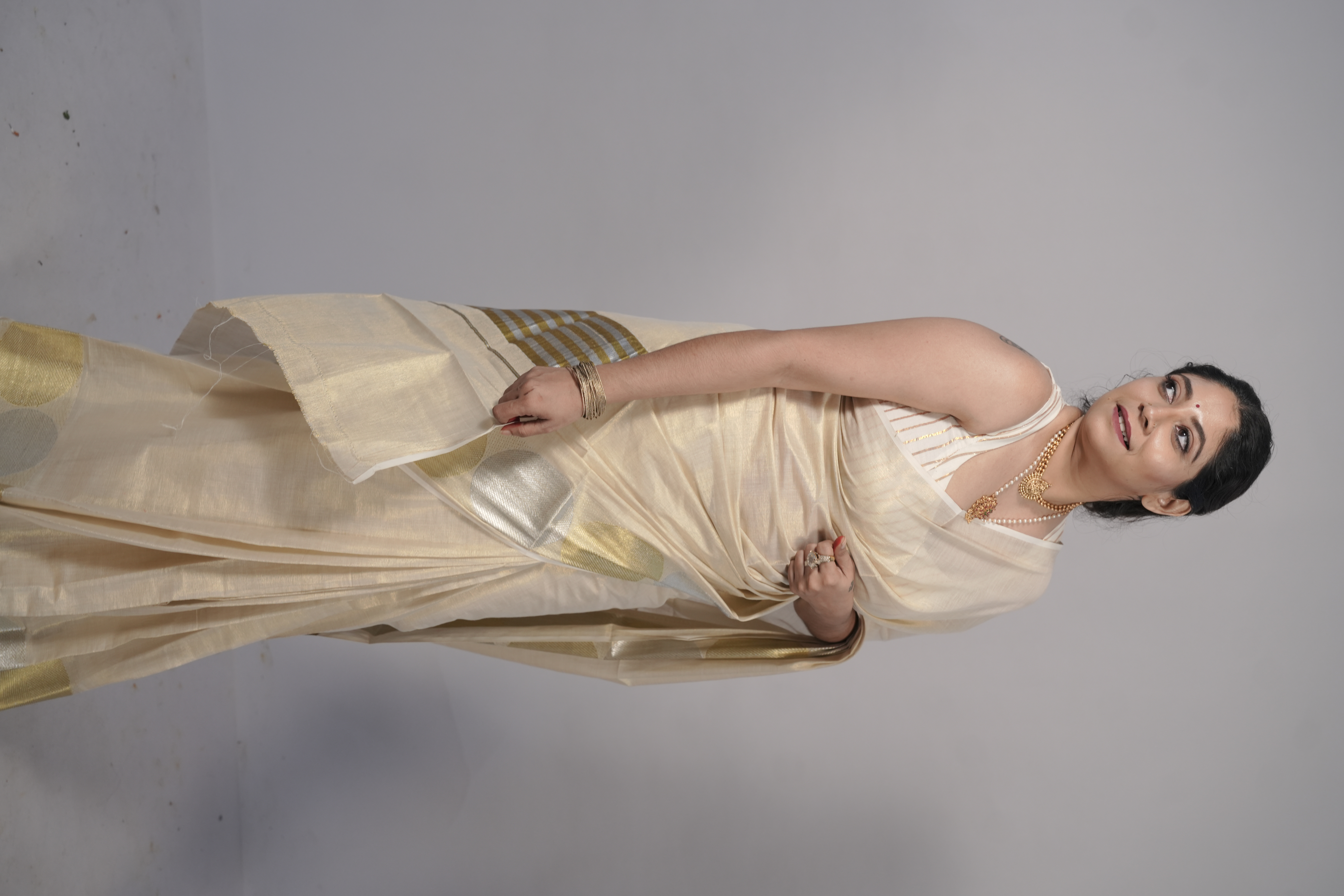 Golden Aura Kerala Saree